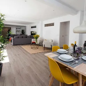 https://downtown-family-haven-free-parking-spot.es-andalucia.com